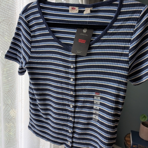23.Levi's Women's Navy and White Striped Button Down Shirt - Picture 1 of 3
